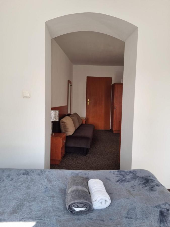 Przy Zelaznym Moscie Bed & Breakfast Kłodzko Eksteriør bilde