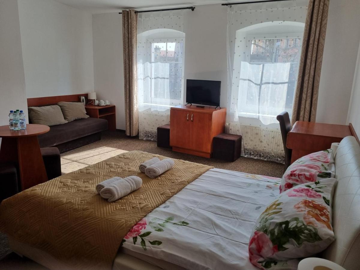 Przy Zelaznym Moscie Bed & Breakfast Kłodzko Eksteriør bilde