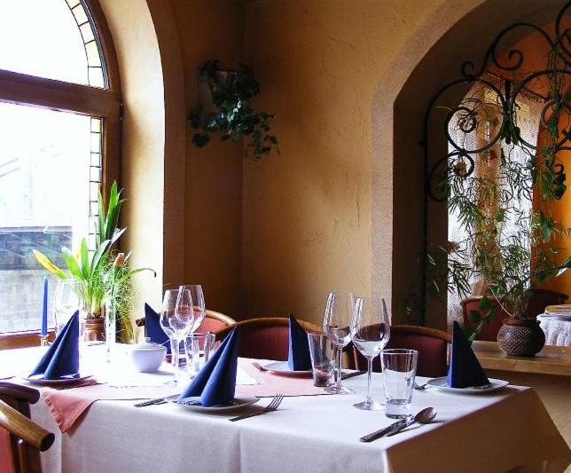 Przy Zelaznym Moscie Bed & Breakfast Kłodzko Eksteriør bilde